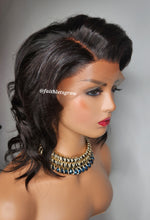 Load image into Gallery viewer, 9x4 lace frontal 8&quot; glueless wig body wave natural colour